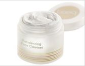 A Creamy Cleanser For Pretty Pregnancy Skin A Creamy Cleanser For Pretty Pregnancy Skin