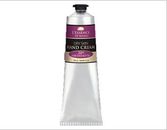A Luxurious Solution For Hydrated Hands A Luxurious Solution For Hydrated Hands