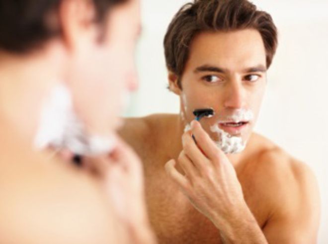 Men Spend More Time In The Mirror Than You Do