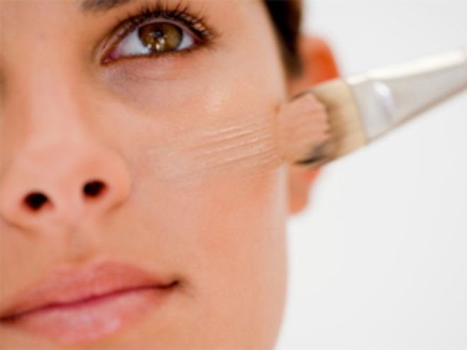 Ask An Expert: The Secret To Lasting Makeup