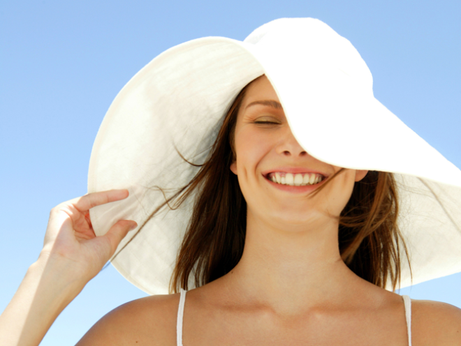 3 Secrets to Keep Hair Sleek in Hot Weather