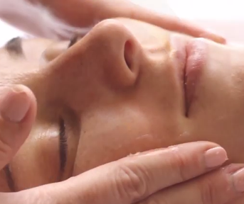 How to Get a Celebrity Glow How to Get a Celebrity Glow